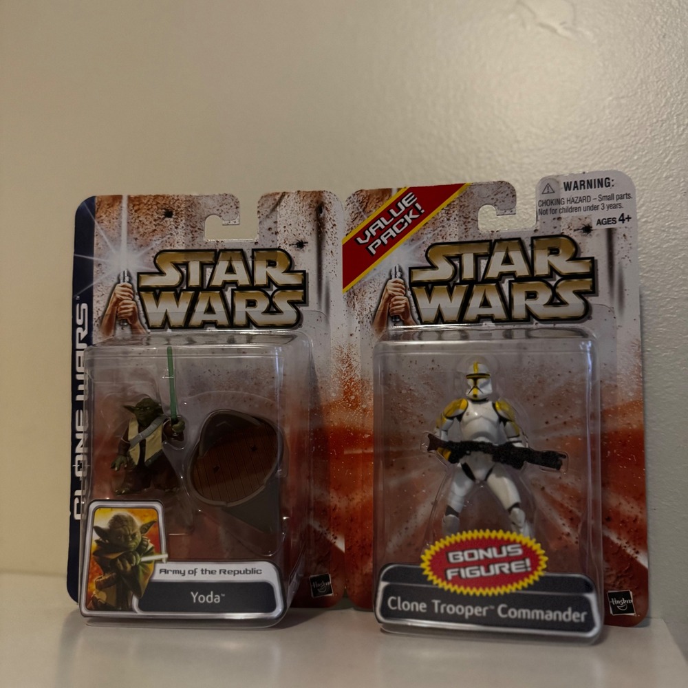 Star Wars Clone Wars Yoda and Clone Trooper Commander Value Pack Action Figures